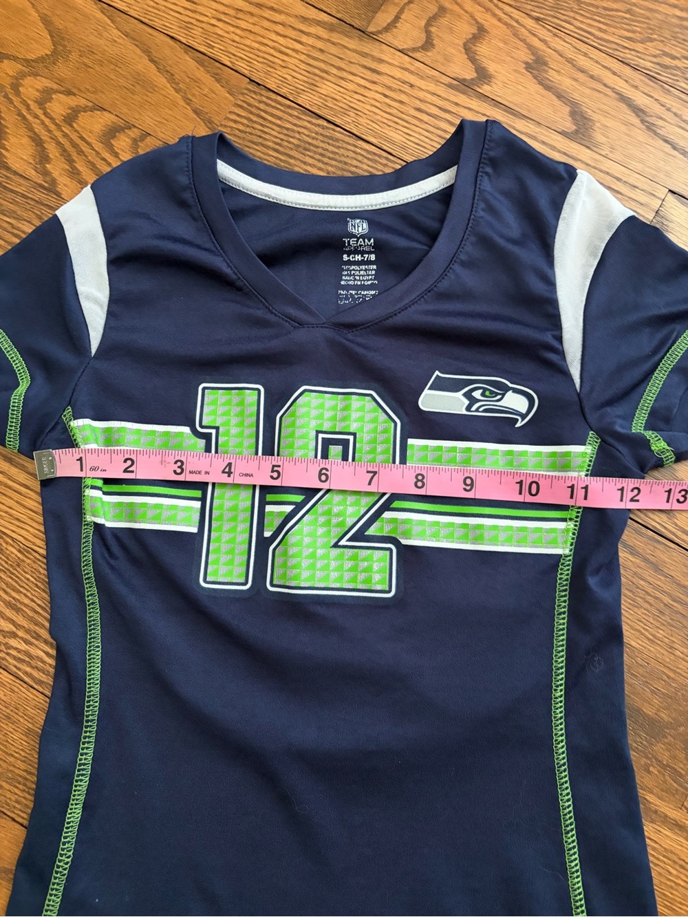 NFL Seattle Seahawks Youth Size 7/8 12th Fan Top Navy Neon Green - Picture 6 of 7